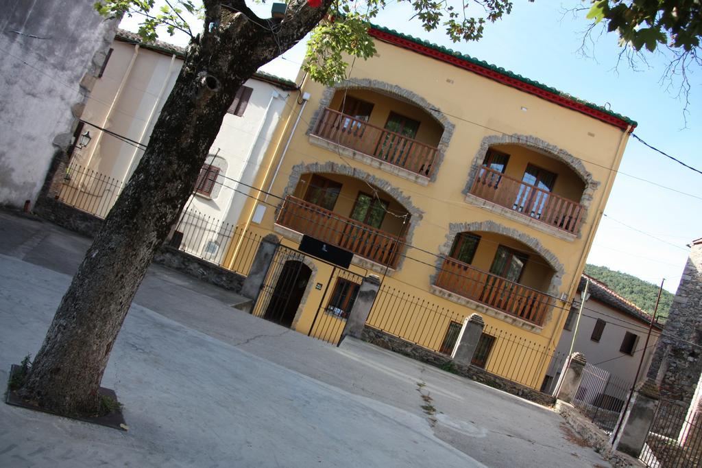 Apartamentos Cal Ratero Maçanet de Cabrenys Zimmer foto